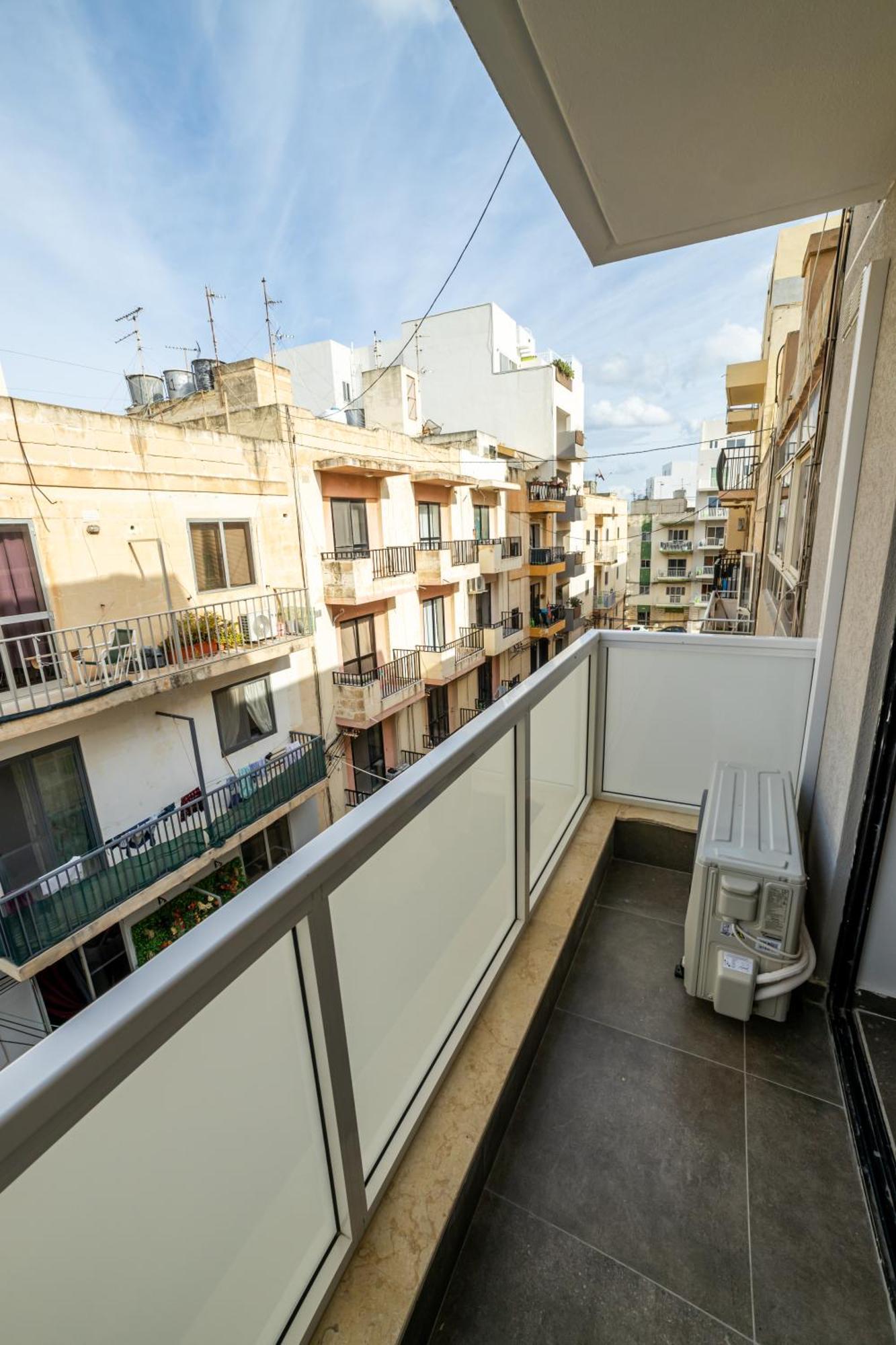 Charming Corner Apartment With Country View 2Br Σεντ Πόλς Μπέι Εξωτερικό φωτογραφία