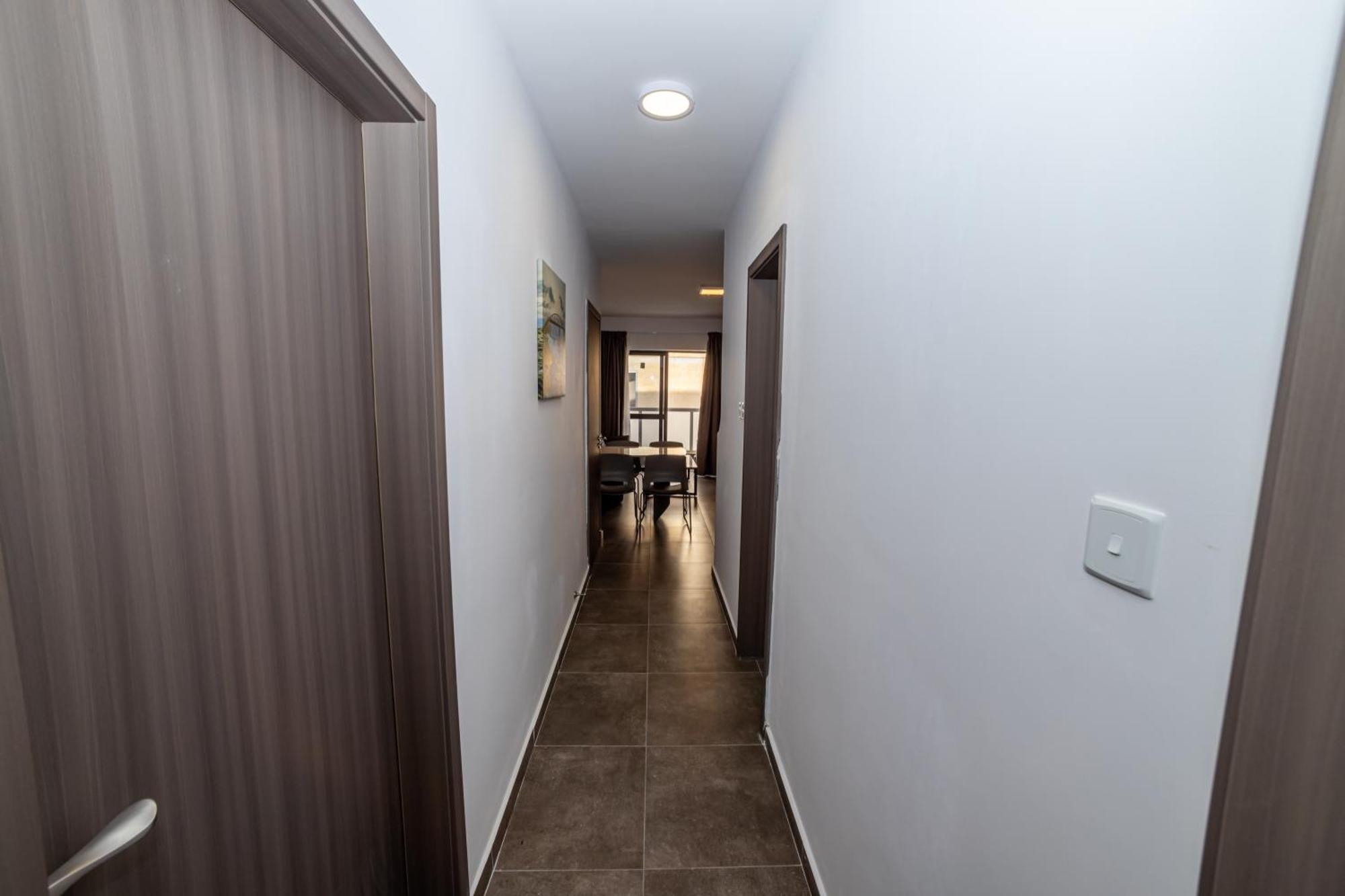 Charming Corner Apartment With Country View 2Br Σεντ Πόλς Μπέι Εξωτερικό φωτογραφία