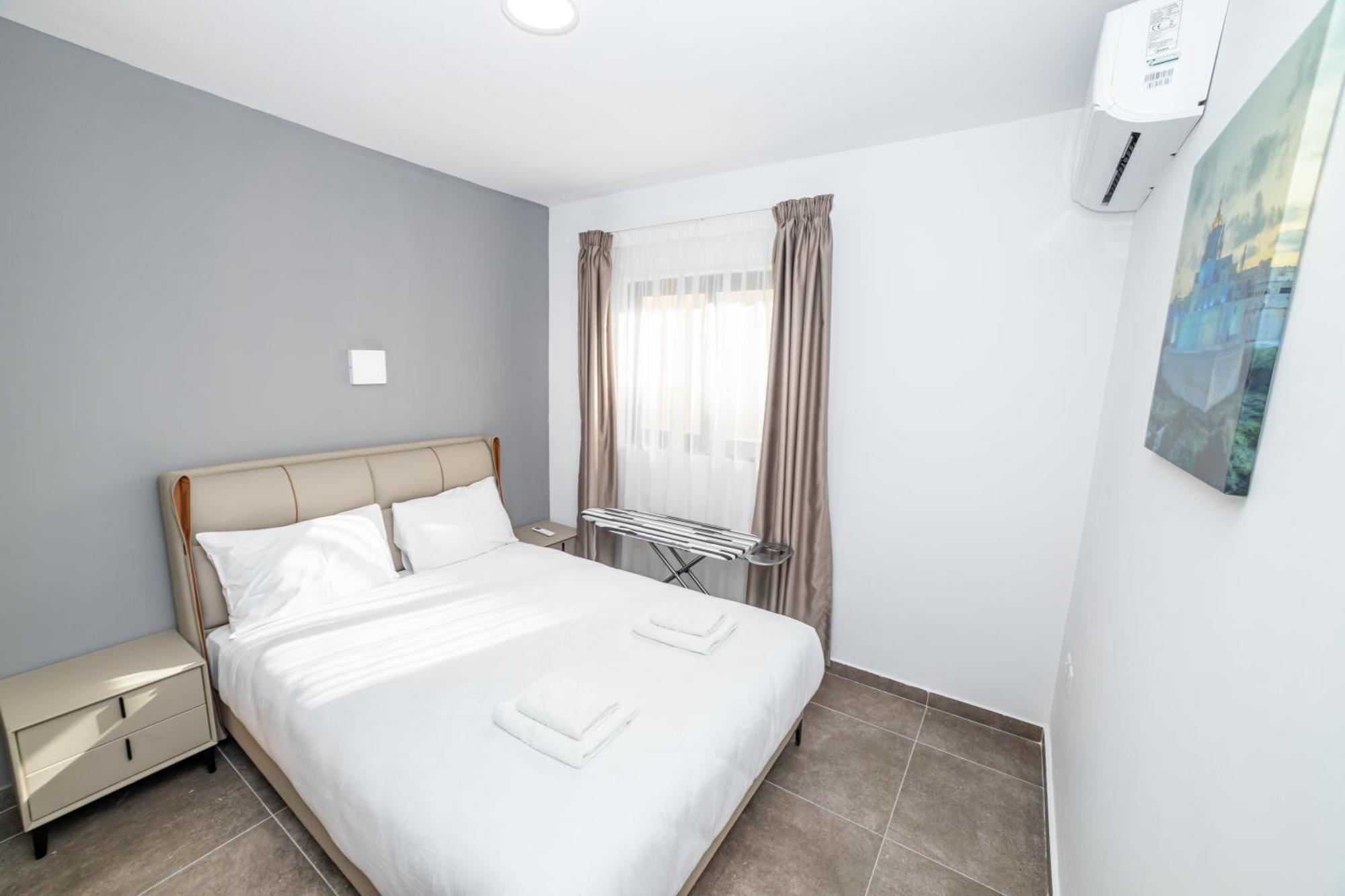 Charming Corner Apartment With Country View 2Br Σεντ Πόλς Μπέι Εξωτερικό φωτογραφία