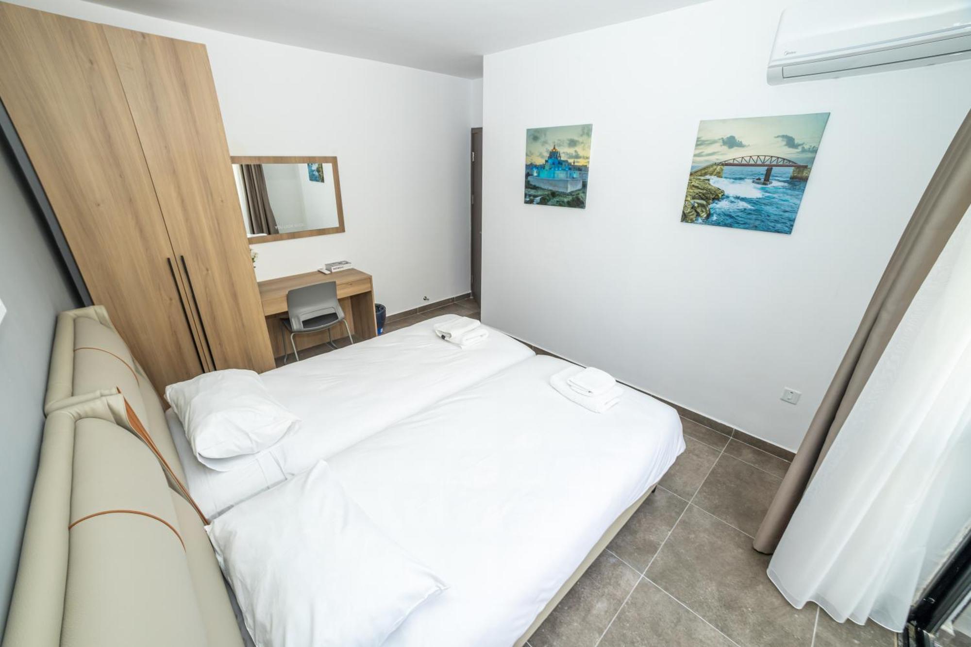 Charming Corner Apartment With Country View 2Br Σεντ Πόλς Μπέι Εξωτερικό φωτογραφία